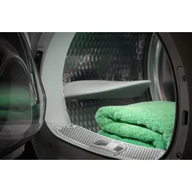 Shutterstock 2089390384